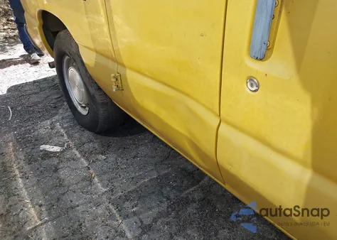 1998 Ford Econoline Commercial/Recreational из США, поврежденный, VIN 1FTRE1460WHA04282